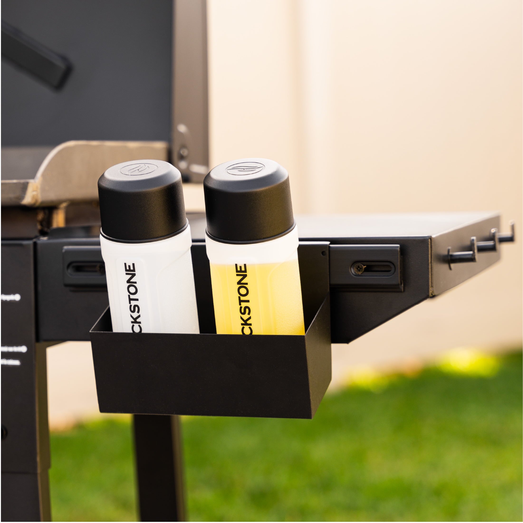Blackstone Original 28” Omnivore Griddle with 'X' Brace Hood Blackstone