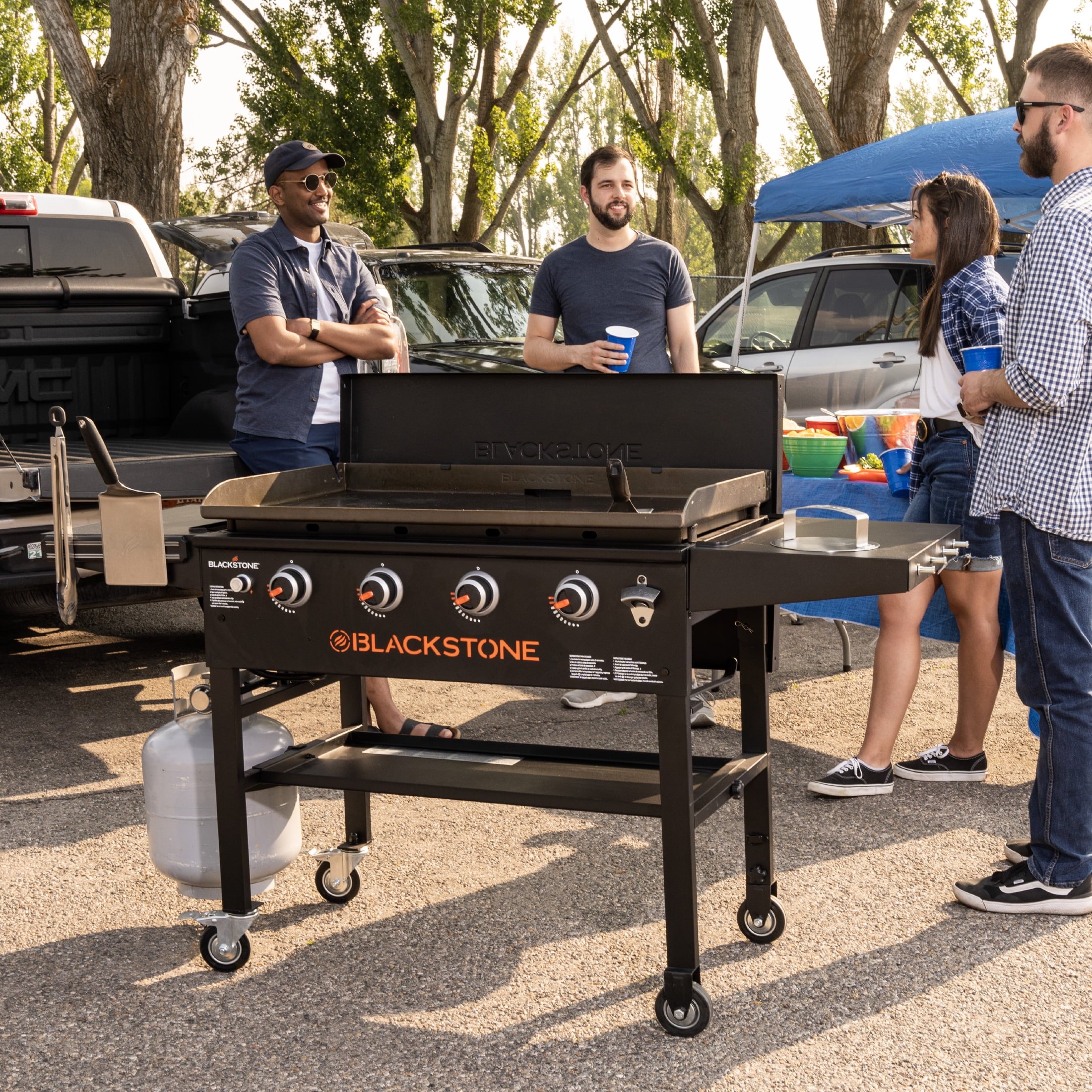Blackstone Original Outdoor Griddle, 36 Inch 4-Burner Flat Top Grill with Hard Cover, Black Blackstone