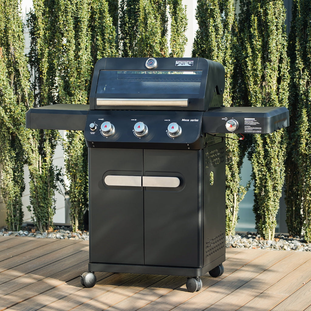 Monument Grills Mesa 3-Burner Black Propane Gas Grill with Clear View Lid and LED Controls Monument Grills